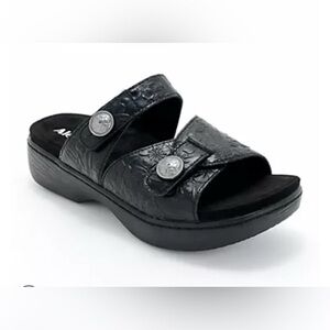 ALGERIA LEATHER ADJUSTABLE SLIDE SANDAL BLACKS KRYSTAL 38/ 8-8.5 NEW